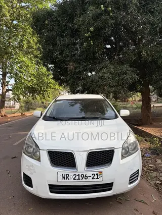 Pontiac Vibe 1.8L 2010 White