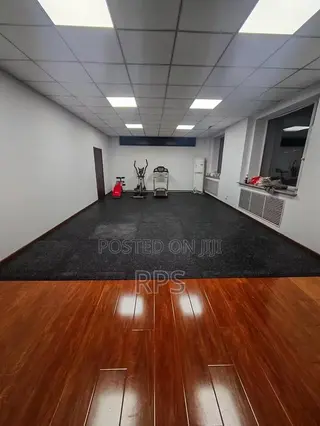 Soundproofing and Shock Absorbing Heavy Duty Gym Floor Mat - 1mx1m