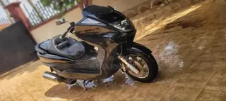 Yamaha Majesty 2017 Black