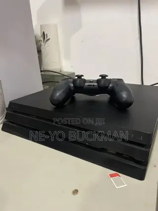 Clean UK Used Sony PlayStation 4 Pro 1TB With Controller