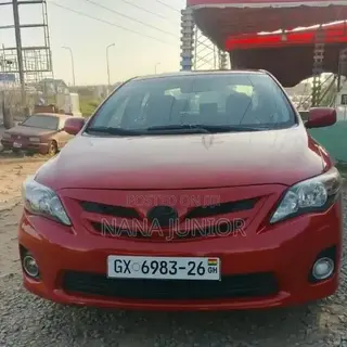Toyota Corolla 2013 Red