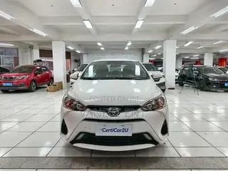 Toyota Yaris 2017 White