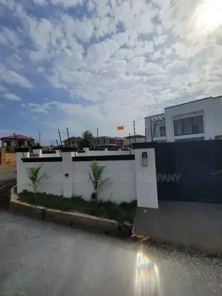4bdrm House in Tseaddo, Accra Metropolitan for sale