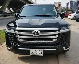 Toyota Land Cruiser 4.6 V8 GX 2015 Black