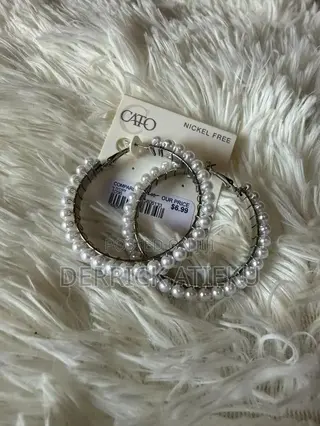 Peals Earrings