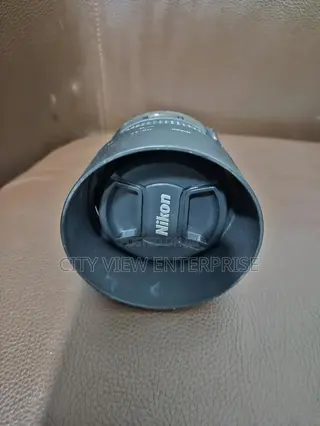 Nikon AF-S NIKKOR 50mm F/1.4g Prime Lens.