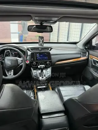 Honda CR-V Touring AWD 2020 Silver