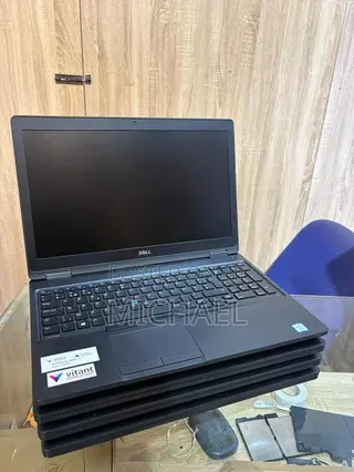 Laptop Dell Latitude 5580 8GB Intel Core i5 SSD 256GB