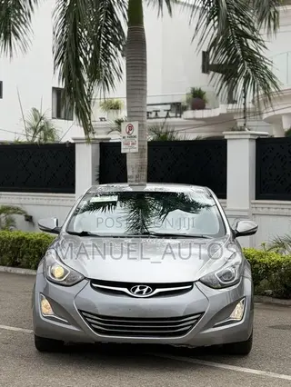 Hyundai Elantra Limited Sedan FWD (1.8L 4cyl 6A) 2016 Gray