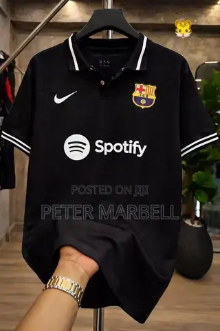 Barca Lacoste
