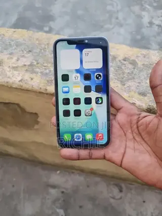 Apple iPhone 11 64 GB Graphite