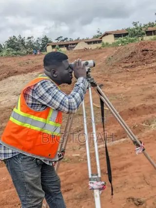Building Contractor and Engineer