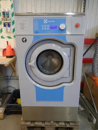 Electrolux Professional W5180N Washer - 20kg Washing Machine Uk