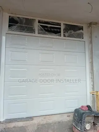 Automatic Garage Door With Fanlight and Remote Control