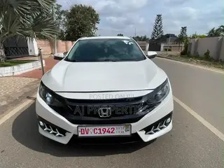 Honda Civic EX 4dr Hatchback (1.5L 4cyl) 2017 White