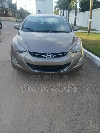 Hyundai Elantra 2013 Brown