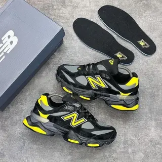 New Balance “Black,ash & Yellow”