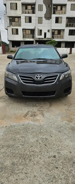 Toyota Camry 2011 Gray