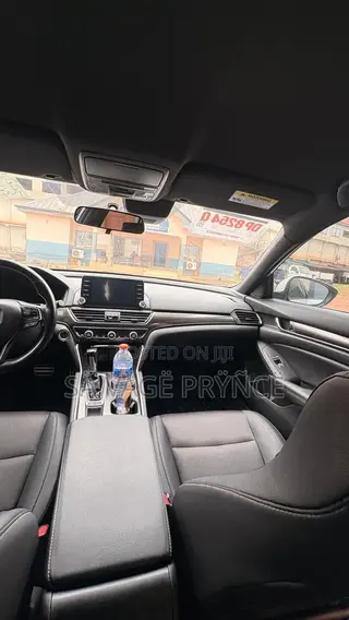 Honda Accord 2019 White