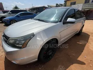 Ford Focus 2009 Silver