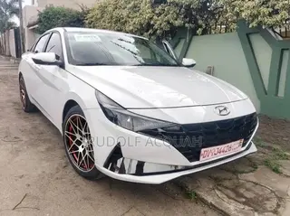 Hyundai Avante 2021 White