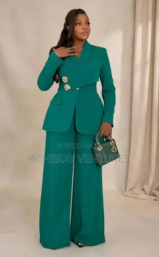 Luxury Ladies Suits Designed for Occasions. And Graduation an Outsen