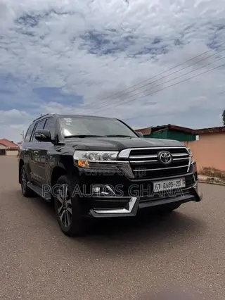 Toyota Land Cruiser 5.7 V8 VXR 2019 Black