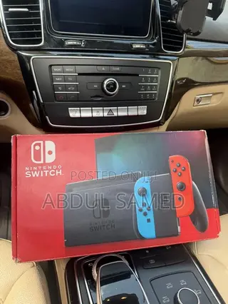 Nintendo Switch + 256gb Sd Card + Lenovo Gaming Headset