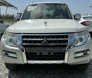 Mitsubishi Pajero V80 3.5 V6 GL/GLS 2020 White