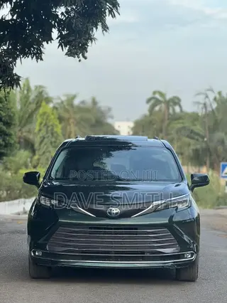 Toyota Sienna Limited 7-Passenger AWD 2021 Blue