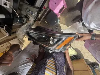 Hyundai Elantra Headlight 2020