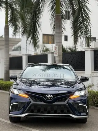 Toyota Camry XSE 2023 Blue