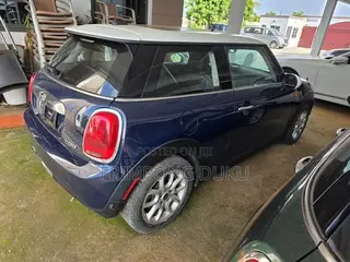 Mini Cooper 2016 Blue