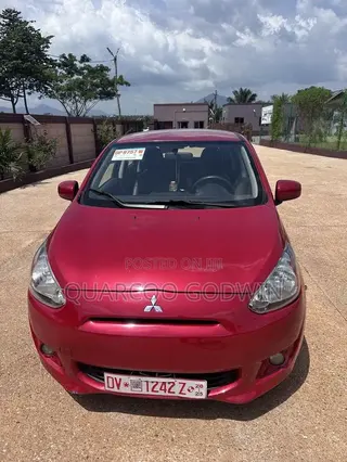 Mitsubishi Mirage DE 4dr Hatchback (1.2L 3cyl CVT) 2015 Red