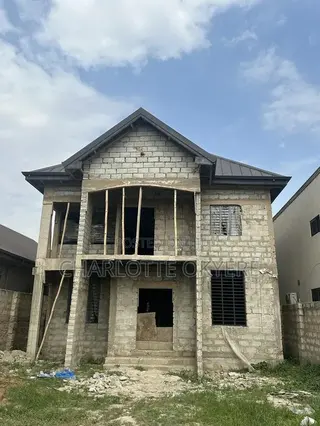 5bdrm House in New Site for sale