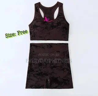 Ladies Camouflage Sports Bra and Biker Shorts