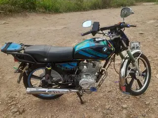 Royal Motorcycle 2025 Black