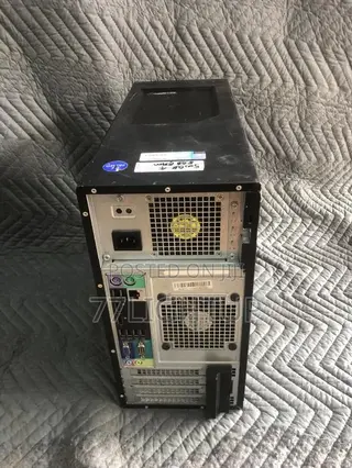 Desktop Computer Dell OptiPlex 7010 4GB Intel Core i5 HDD 500GB