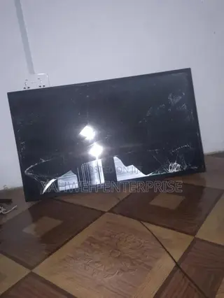 JVC 43 Smart TV Needs Screen Replacement