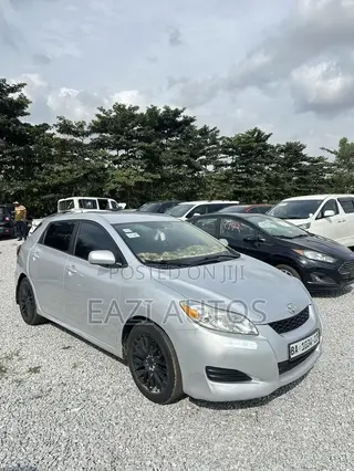 Toyota Matrix 2011 Silver