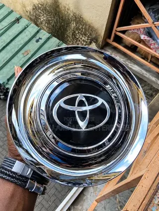 Toyota Floating Wheel Center Cap (Spinner Cap) - 4pcs