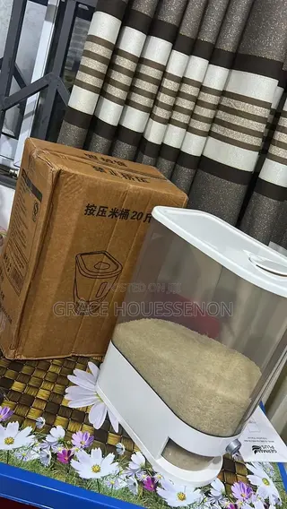 Transparent Rice Container