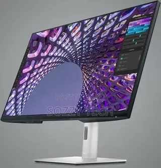 Dell P3223QE USB Type-C Hub Monitor, 31.5" IPS Display, 4K UHD