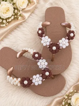 Luxury Pearl Beaded Floral Slippers for Ladies