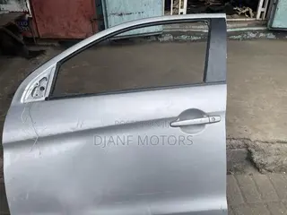 Mitsubishi Outlander 2016 Door