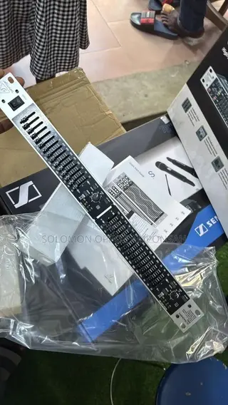 Behringer Ultragraph Pro Fbq3102hd or Fbq1502hd
