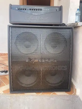 Hughes & Kettner Warp 7 2-Channel 100-Watt 4x12" Solid State Guitar