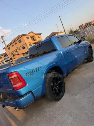 Dodge RAM 1500 5.7 Petrol AWD 2022 Blue