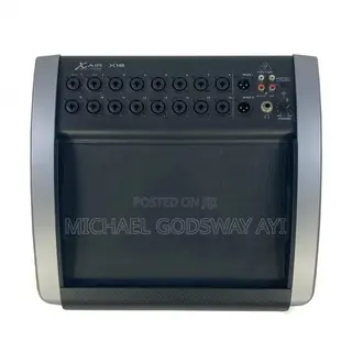 Behringer X18 Mixer