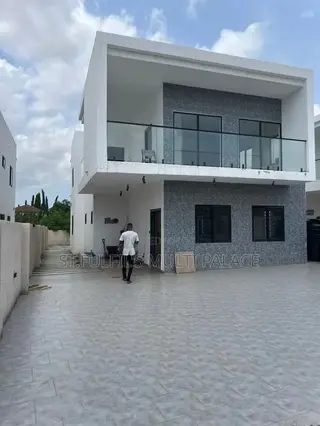 4bdrm House in Adiriganor, East Legon for sale